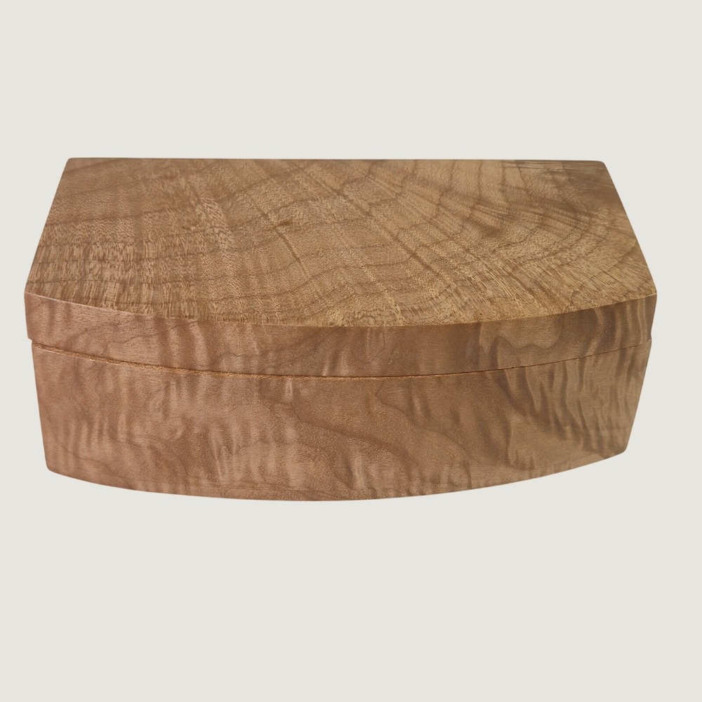 Michael Elkan Studio Handcrafted Figured Wood Trinket Box Artisan Signed Curvy